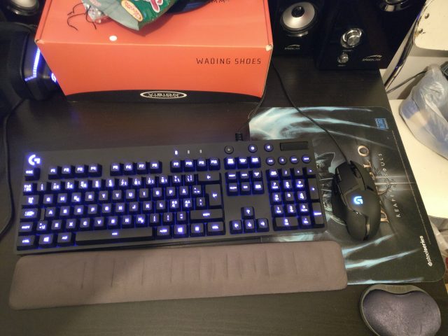 Og tastatur og mus i julebursdag fra J! :D